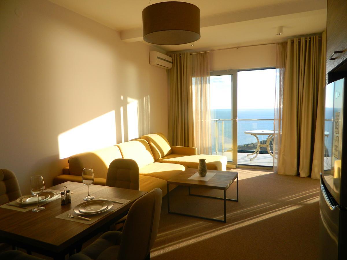 Altezza Relax Apartments Budva Luaran gambar